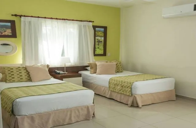 Hotel Maria Yobon Hostal Cotui habitacion